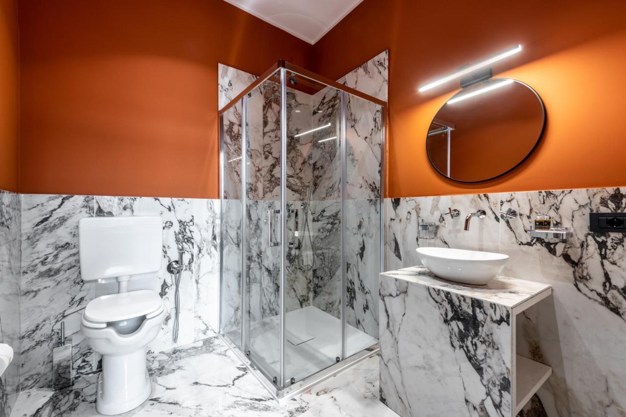 The Couper Castello Hotell Milano Exteriör bild