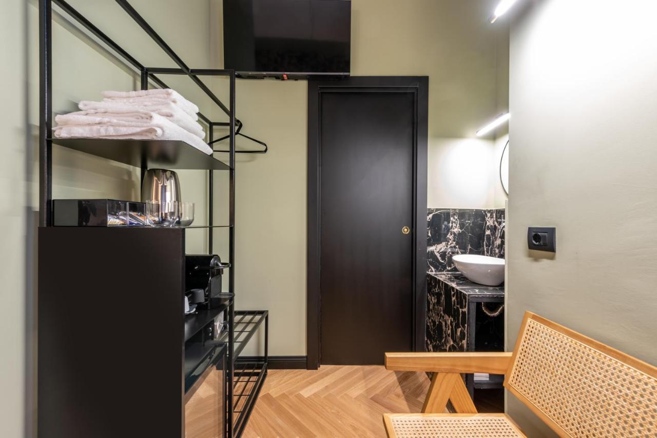 The Couper Castello Hotell Milano Exteriör bild